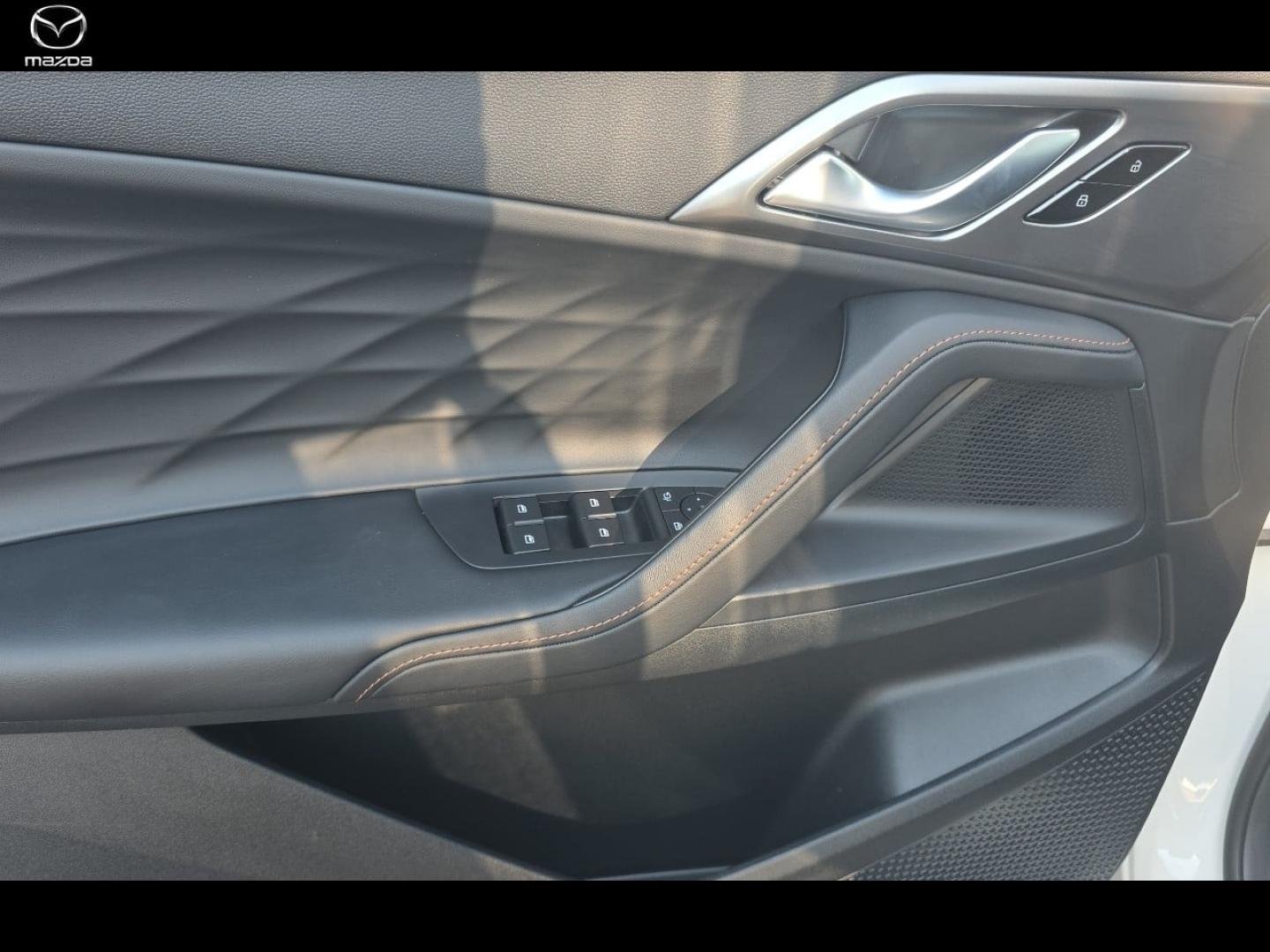 mg - Visuel 10