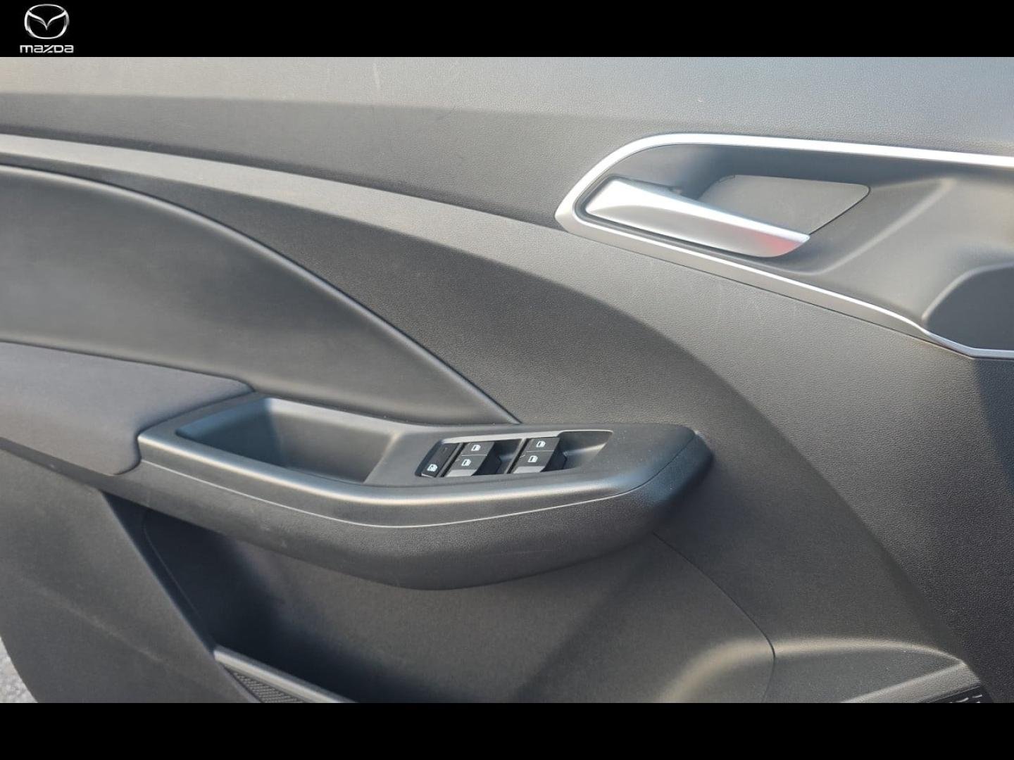 mg - Visuel 12